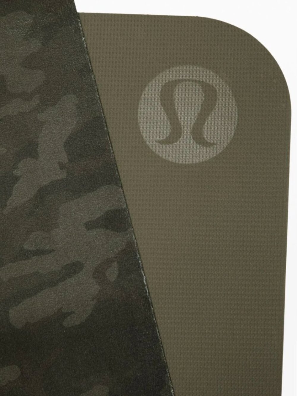 Lululemon Yoga Bundle-Carry Onwards Mat 2mm (NWOT) & Loop It Up Mat Strap (NWT)